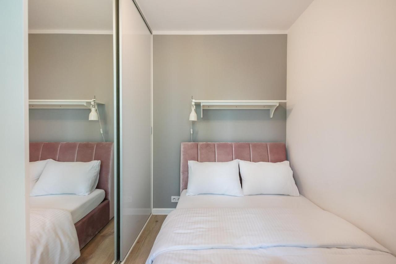 Sluzew Manhattan Place Apartment Warsaw Luaran gambar